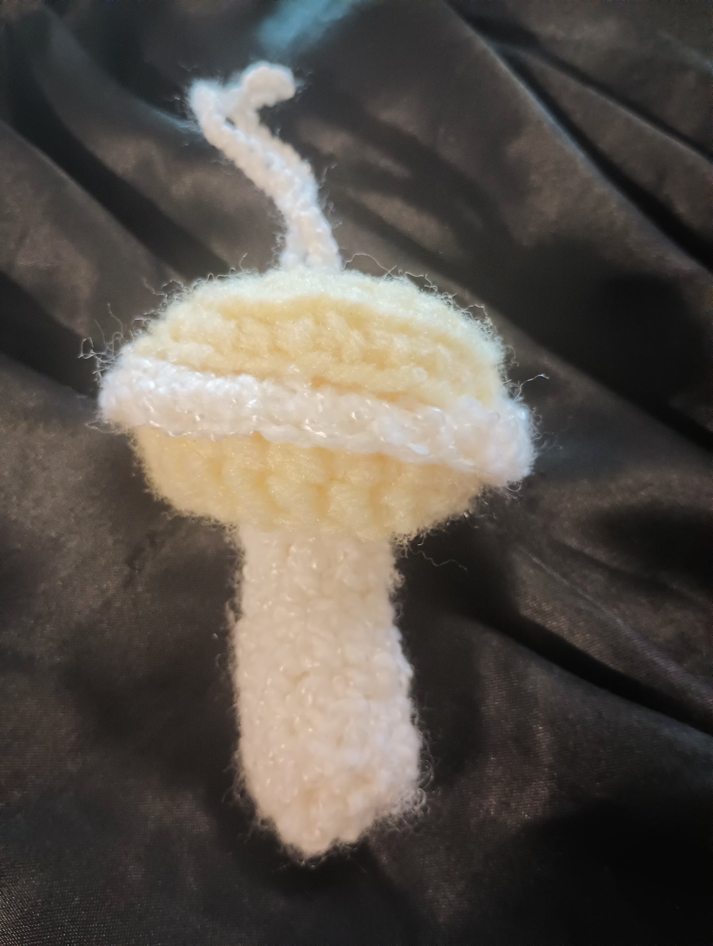Mushroom chapstick holder