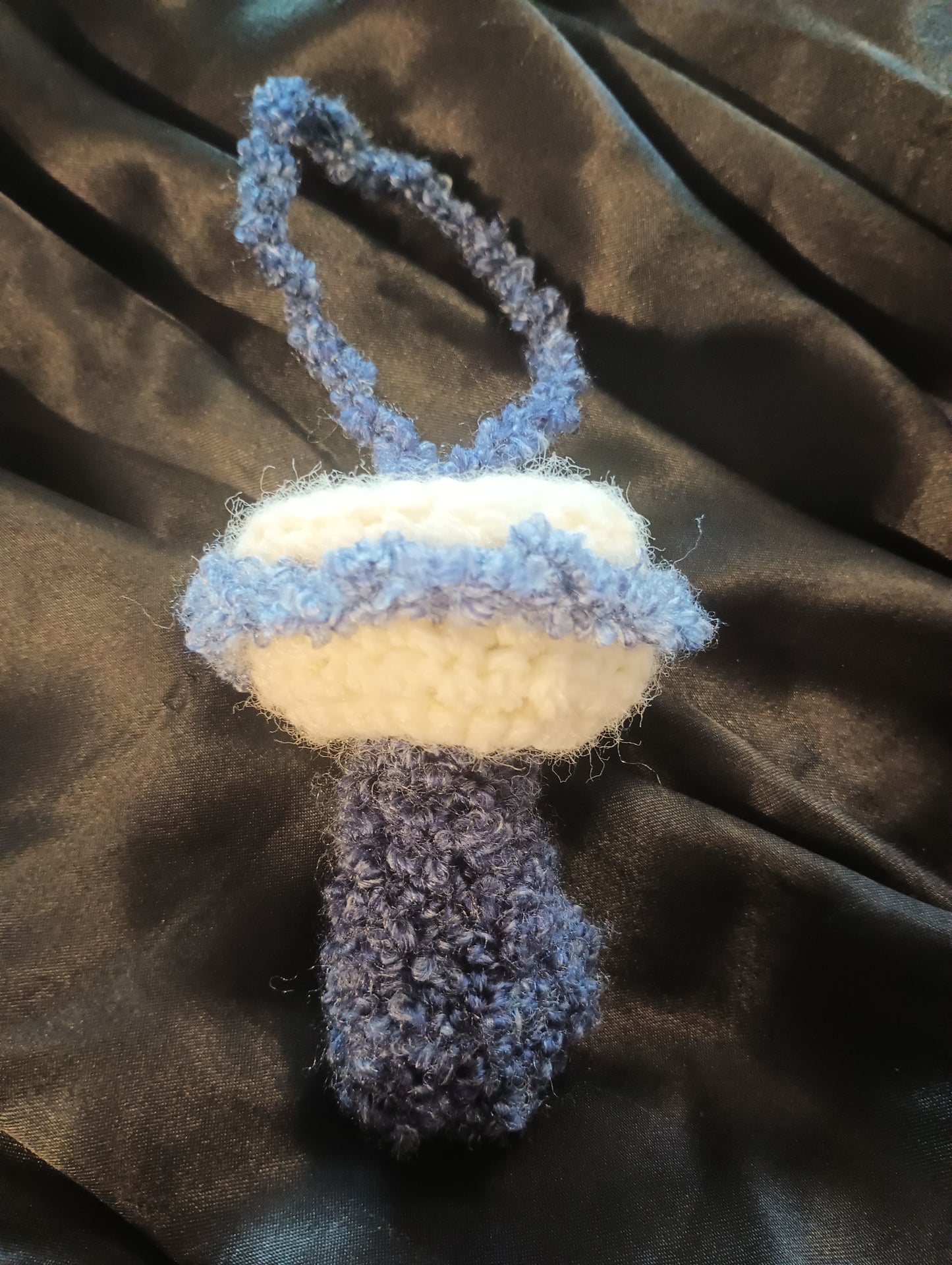 Mushroom chapstick holder